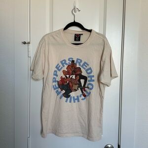 Red Hot Chili Peppers Graphic T-Shirt - Cream